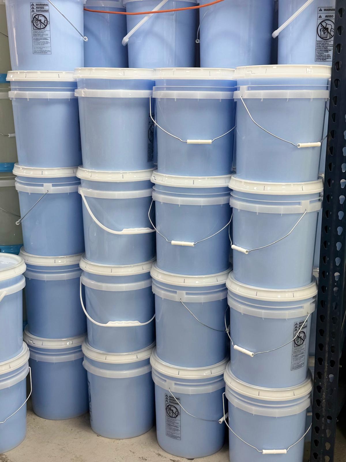 BLUE SOFTENER 5 GAL