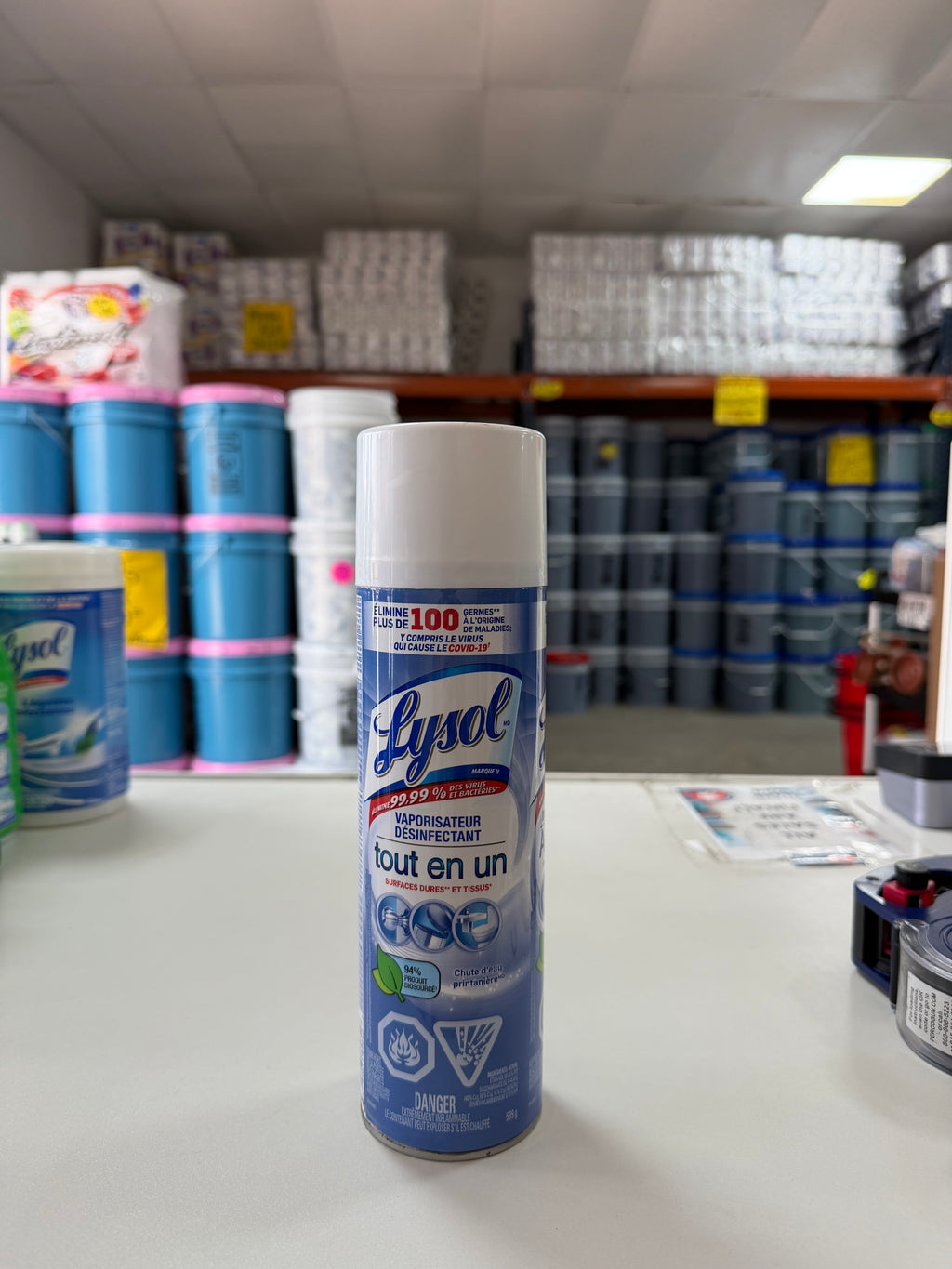 LYSOL DISINFECTANT SPRAY